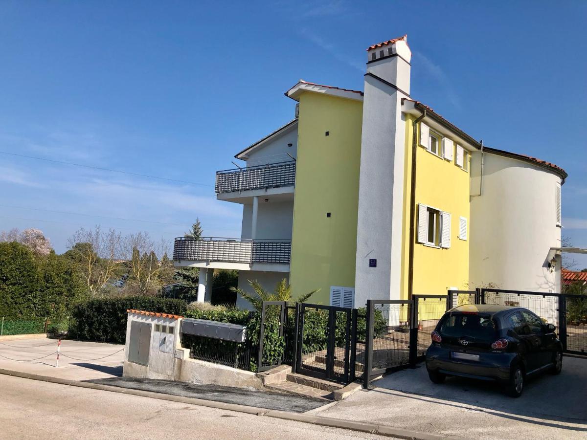 شقة Goldfinch Estate بنجول المظهر الخارجي الصورة