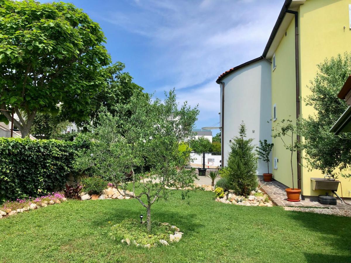 شقة Goldfinch Estate بنجول المظهر الخارجي الصورة