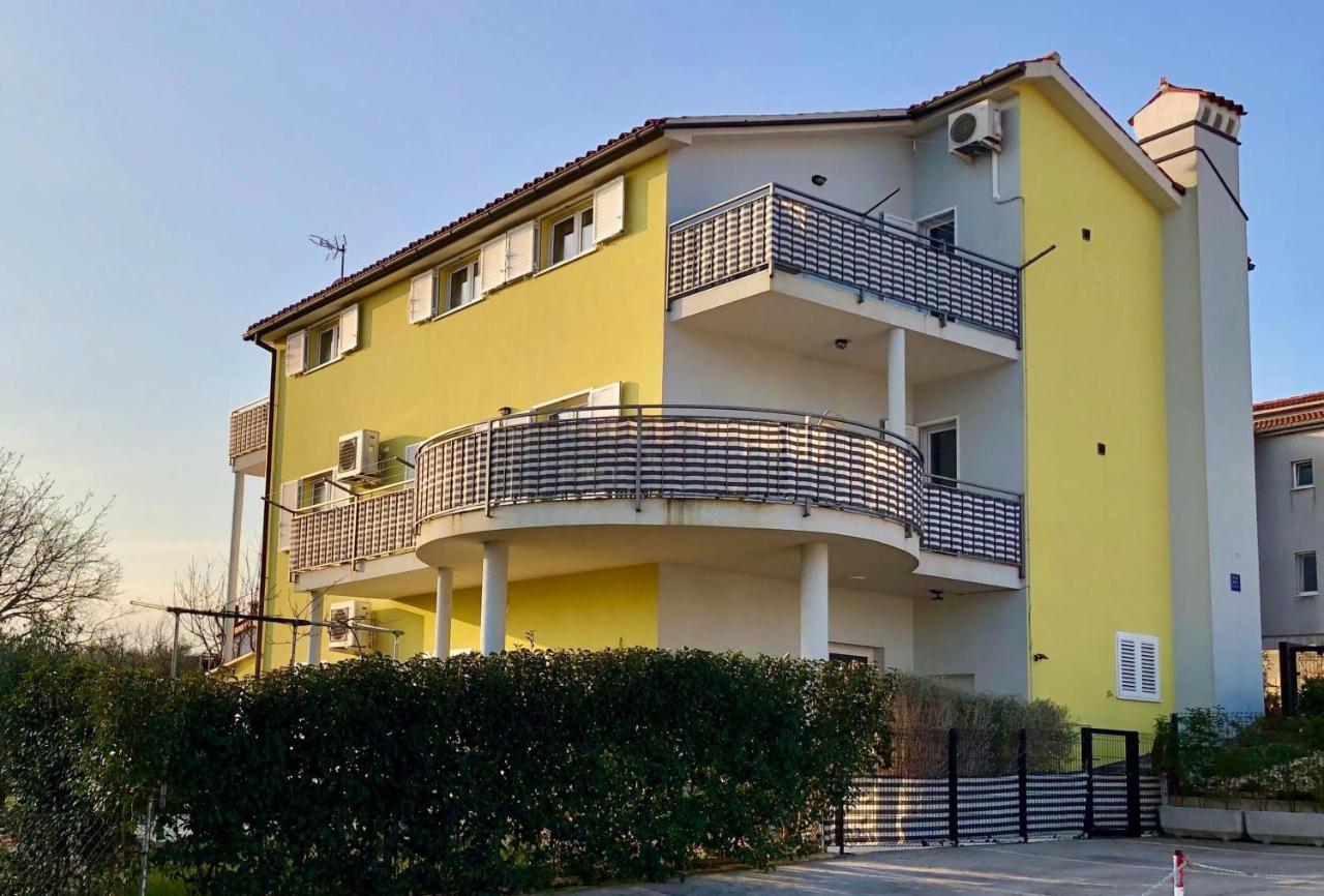 شقة Goldfinch Estate بنجول المظهر الخارجي الصورة